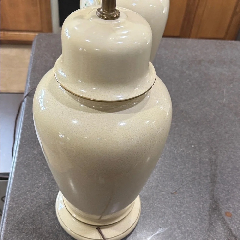 Vintage Cream Floral Porcelain ginger jar Lamp (Set of 2)